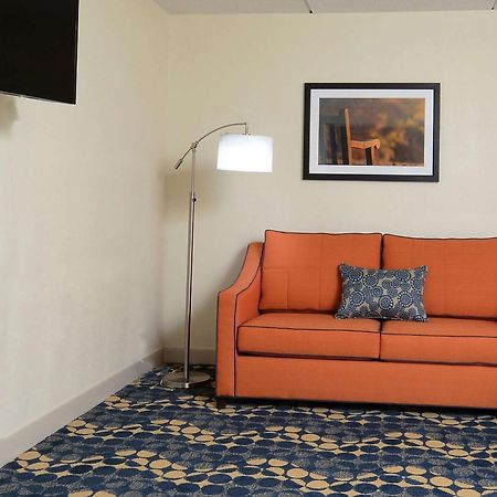 Hampton Inn Roxboro Dış mekan fotoğraf